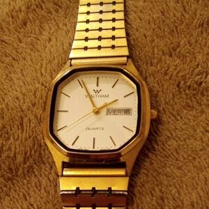 Waltham Vintage Gold Tone Octagon Case Quartz Watch Day Date Japan Movt